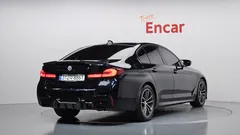 2022 BMW 5-Series 520i M Sport — фото 2