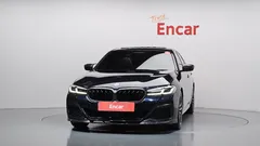 2022 BMW 5-Series 520i M Sport — фото 3