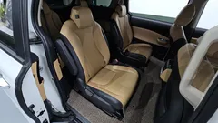 2023 Kia Carnival Diesel 9-Seater Prestige — фото 11
