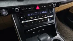 2023 Kia Carnival Diesel 9-Seater Prestige — фото 19