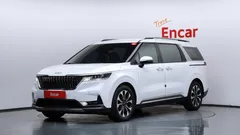 2022 Kia Carnival Diesel 7-Seater Noblesse — фото 1