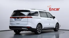 2022 Kia Carnival Diesel 7-Seater Noblesse — фото 2