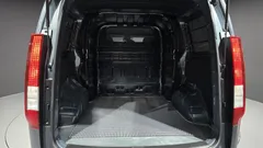 2022 Hyundai Staria Cargo 5-Seater — фото 19