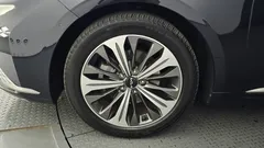 2023 Kia K8 Signature — фото 5