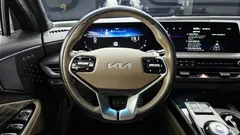 2023 Kia K8 Signature — фото 17