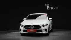 2022 Mercedes-Benz A-Class A220 Hatchback, белый — фото 3
