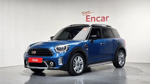2023 Mini Countryman Classic Plus Launch Pack