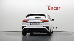 2023 Kia K3 1.6 Turbo GT 5Door — фото 4