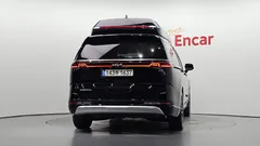 2023 Kia Carnival Diesel 9-Seater Hi-Limousine — фото 4