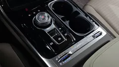 2023 Kia Carnival Diesel 9-Seater Hi-Limousine — фото 9