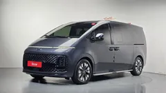 2023 Hyundai Staria 4WD Lounge 9-Seater — фото 1