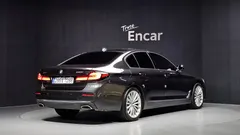 2023 BMW 5-Series 530i xDrive Luxury — фото 2