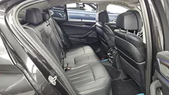 2023 BMW 5-Series 530i xDrive Luxury — фото 12