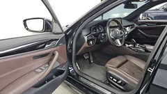 2022 BMW 5-Series 530i M Sport Package — фото 10