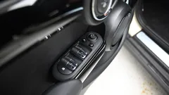 2023 Mini Cooper 5Door Classic — фото 20