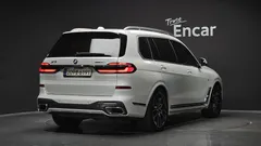 2024 BMW X7 xDrive 40i M Sport 6STR — фото 2