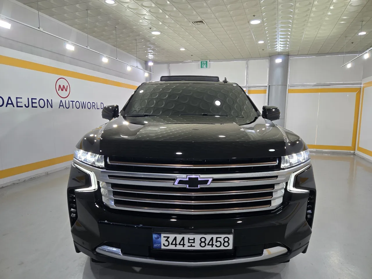 2022 ChevroletGMDaewoo Tahoe 6.2 Dark Knight 4WD