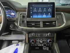 2022 ChevroletGMDaewoo Tahoe 6.2 Dark Knight 4WD — фото 12