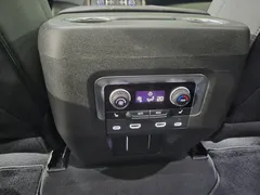 2022 ChevroletGMDaewoo Tahoe 6.2 Dark Knight 4WD — фото 13