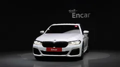 2023 BMW 5-Series 530i M Sport Package — фото 3