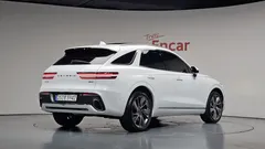 2024 Genesis GV70 2.5T Gasoline AWD — фото 2