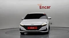 2023 Hyundai AVANTE Smart — фото 3
