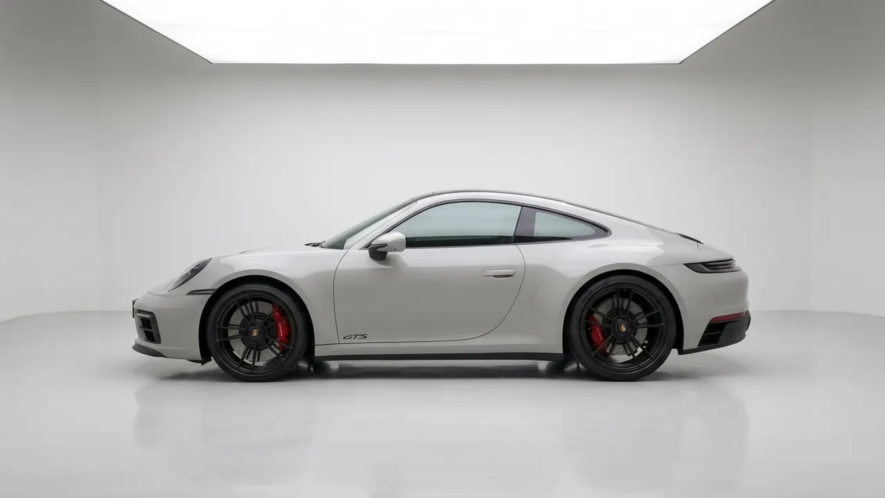 2022 Porsche 911 Carrera 4 GTS