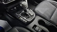 2023 Kia Seltos Gasoline 1.6 Turbo 2WD, белый — фото 9