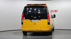 2023 Hyundai Staria L3.5  Kinder Safety Car — фото 4