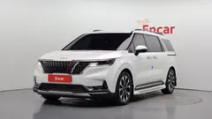 2023 Kia Carnival Diesel 7-Seater Signature — фото 1