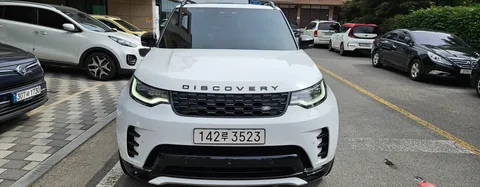 2022 Land Rover Discovery P360 R-Dynamic SE
