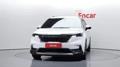 2023 Kia Carnival Diesel 7-Seater Signature — фото 3
