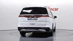 2023 Kia Carnival Diesel 7-Seater Signature — фото 4