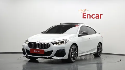 2023 BMW 2-Series 220i M Sports