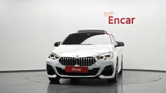 2023 BMW 2-Series 220i M Sports — фото 3