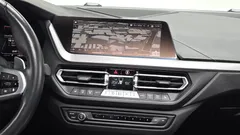 2023 BMW 2-Series 220i M Sports — фото 14