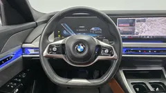 2023 BMW 7-Series 740i sDrive Design Pure Excellence — фото 13