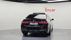 2022 BMW 7-Series 745Le iPerformance M Sport — фото 4