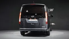 2022 Hyundai Staria Cargo 5-Seater — фото 4