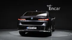 2023 BMW 7-Series 740i sDrive Design Pure Excellence — фото 4