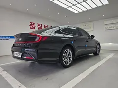 2022 Hyundai Sonata 2.0 — фото 2
