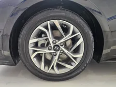 2022 Hyundai Sonata 2.0 — фото 5