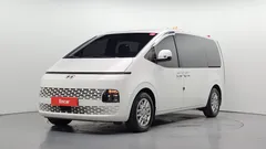 2022 Hyundai Staria Tourer 9-Seater — фото 1