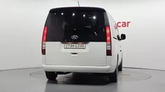 2022 Hyundai Staria Tourer 9-Seater — фото 4