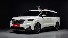2023 Kia Carnival Diesel 9-Seater Signature — фото 1