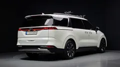 2023 Kia Carnival Diesel 9-Seater Signature — фото 2