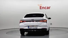 2023 Hyundai AVANTE Smart — фото 4
