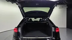 2023 Audi Q8 55 TFSI Quattro Premium — фото 20