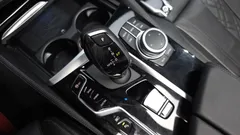 2022 BMW 5-Series 530e M Sport — фото 9