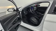 2023 Hyundai AVANTE Smart — фото 10